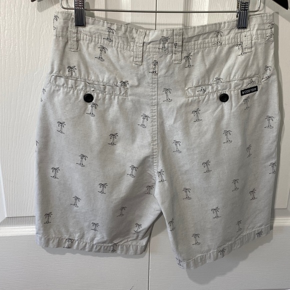 Zoo York palm tree shorts - Picture 4 of 9